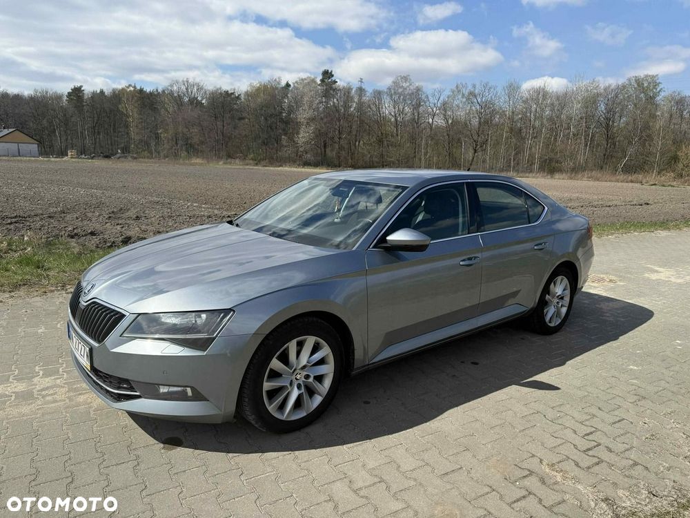 Skoda Superb - 1