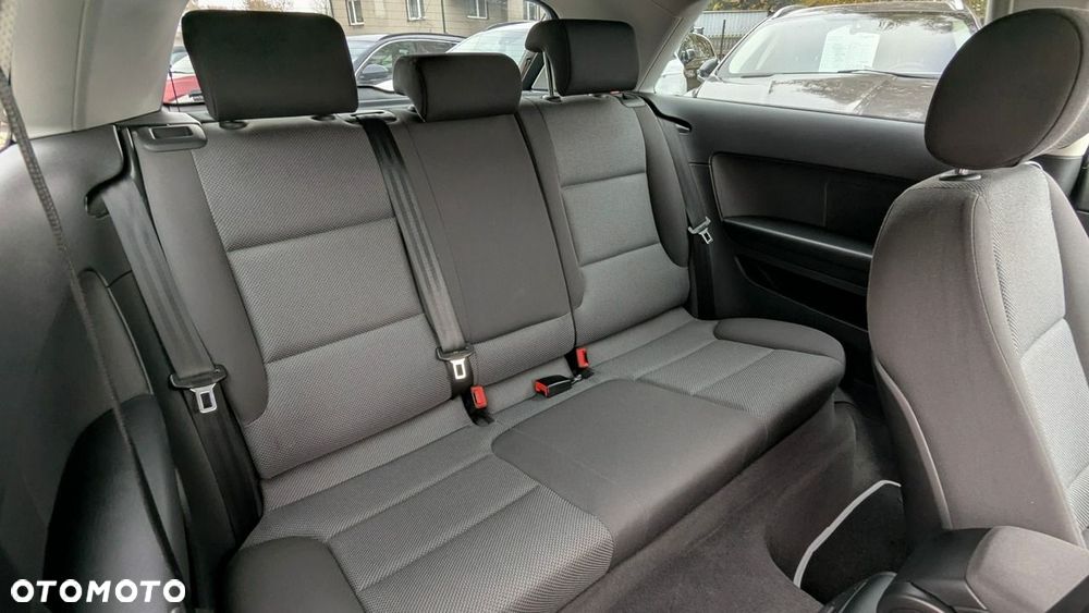 Audi A3 3-drzwiowe 1.6 TDI Ambiente - 17