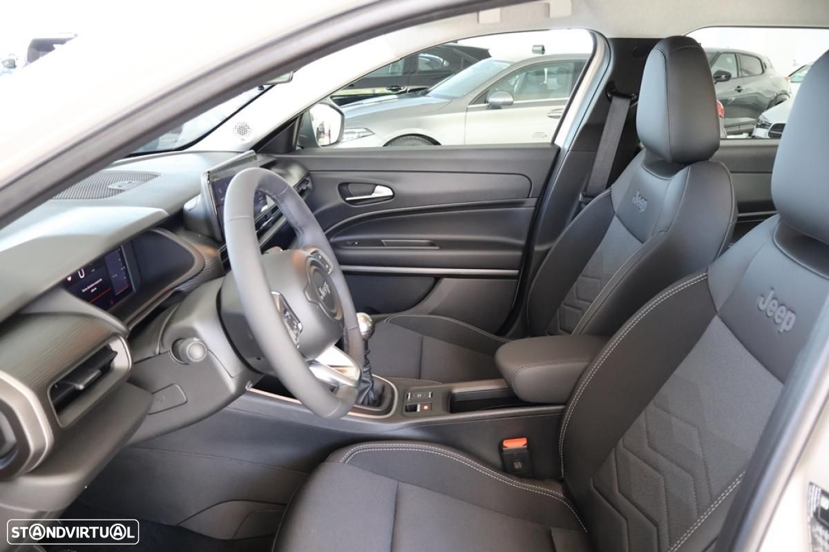 Jeep Avenger 1.2 GSE T3 Altitude - 17