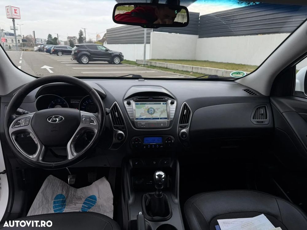 Hyundai ix35 2.0 CRDI 4WD Comfort - 11