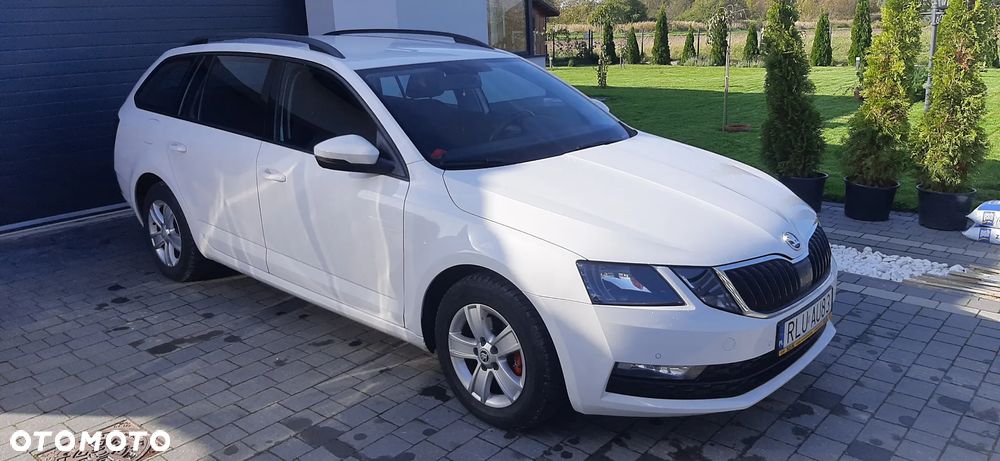 Skoda Octavia - 2