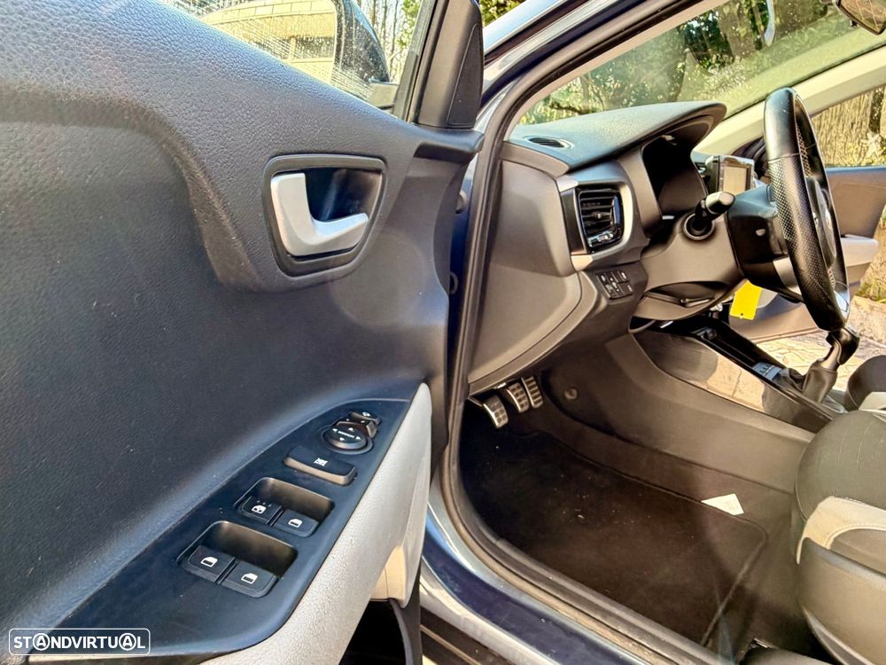 Kia Stonic 1.0 T-GDI GT Line - 15