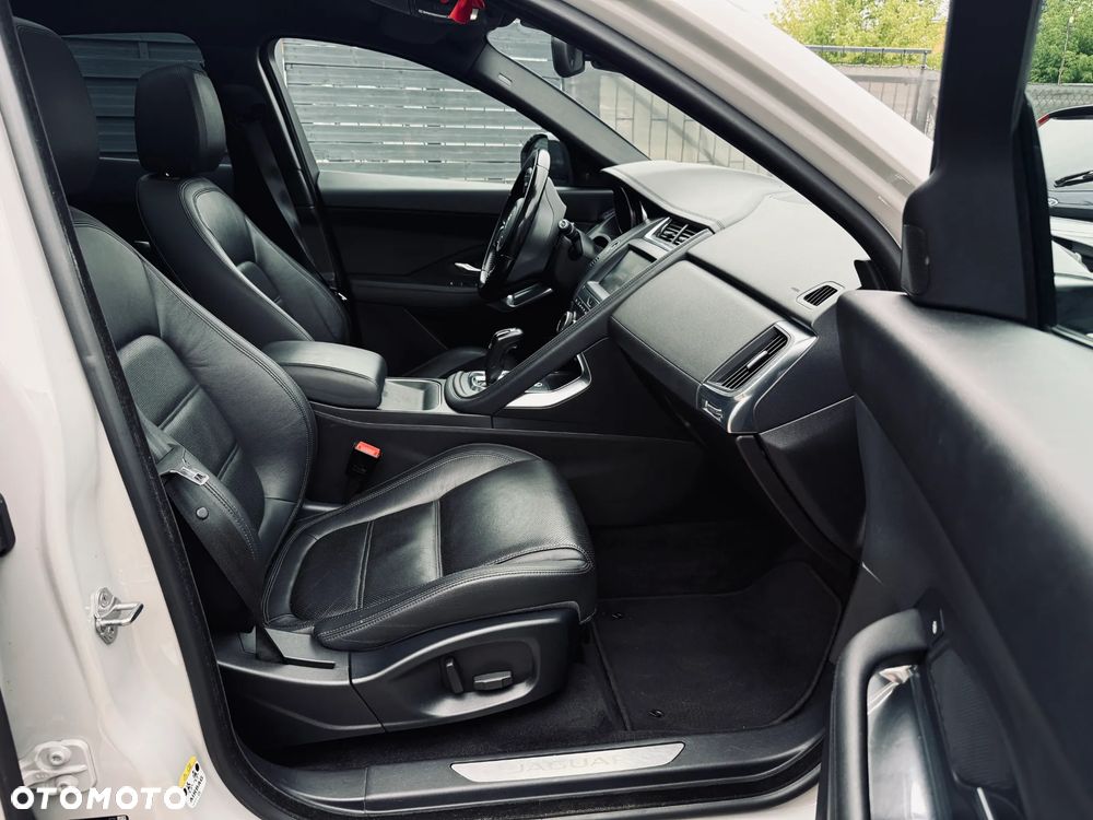 Jaguar E-Pace - 19