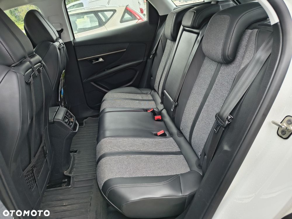 Peugeot 3008 - 8
