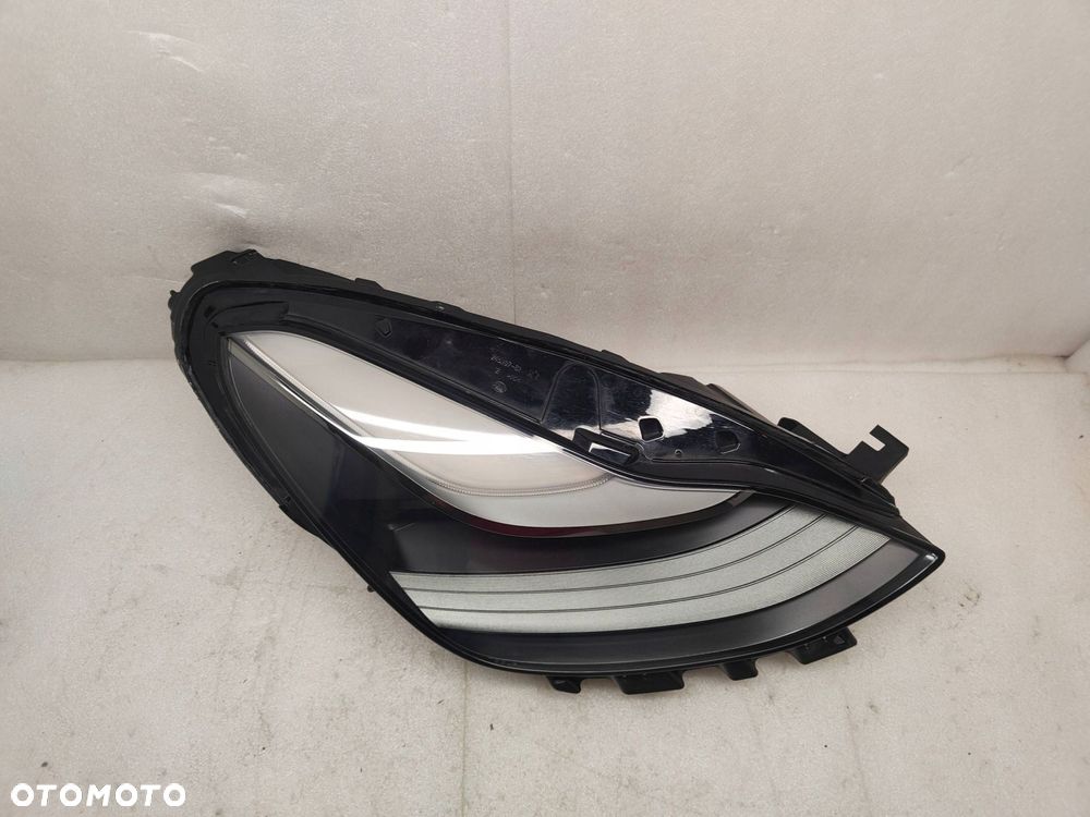tesla model 3 lift full led przód strona prawa 1514953-00-d - 2