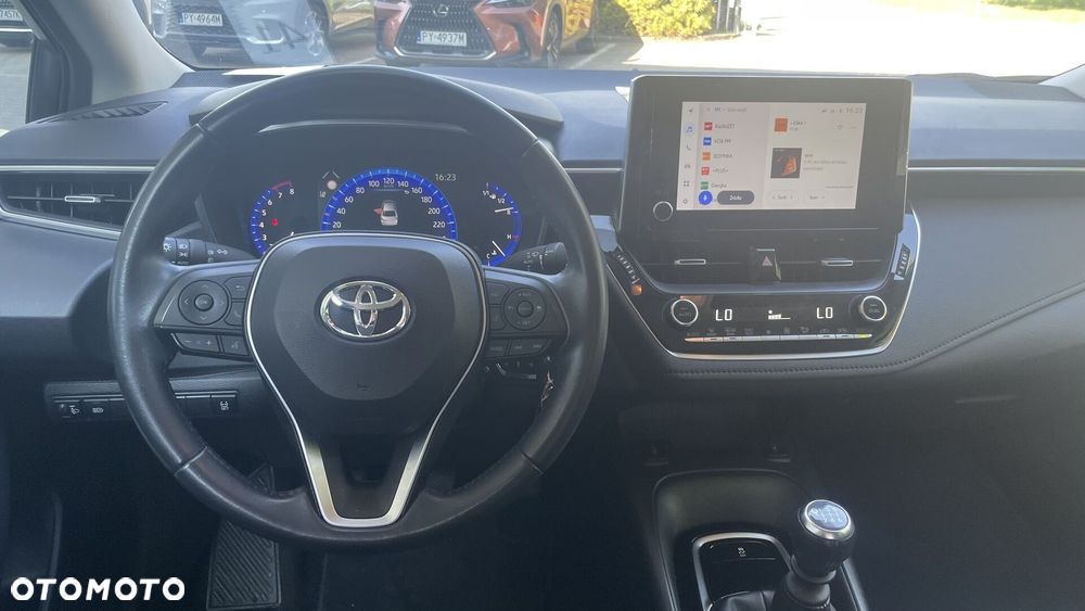 Toyota Corolla - 12