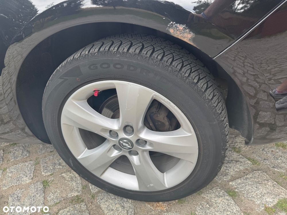 Opel Astra 1.4 T Cosmo - 14