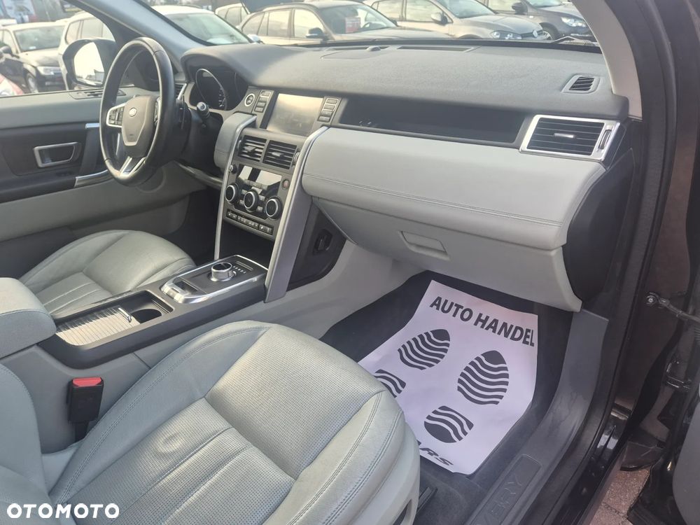 Land Rover Discovery Sport - 17