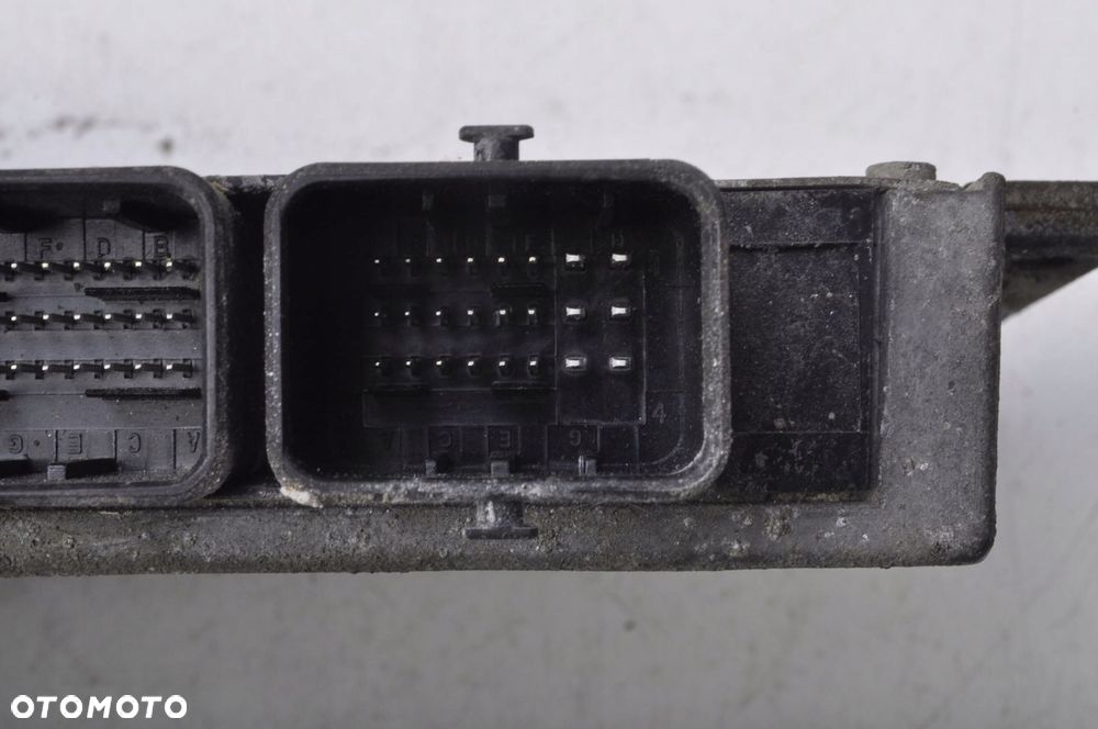 RENAULT LAGUNA II 1.8 KOMPUTER SILNIKA 8200164728 - 3