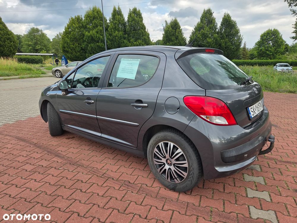 Peugeot 207 1.4 HDi Trendy - 12