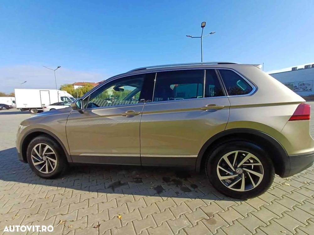 Volkswagen Tiguan - 5