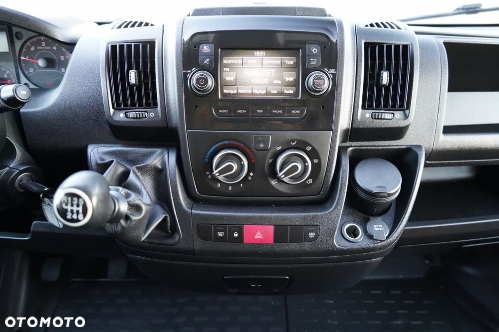 Peugeot BOXER / 2.2 - 120  KM / L3H3 /  FURGON / BLASZAK / MANUAL /  SPROWADZONY / - 29