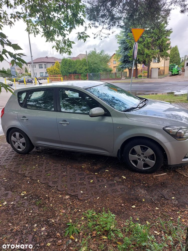Kia Ceed 1.4 Comfort - 3