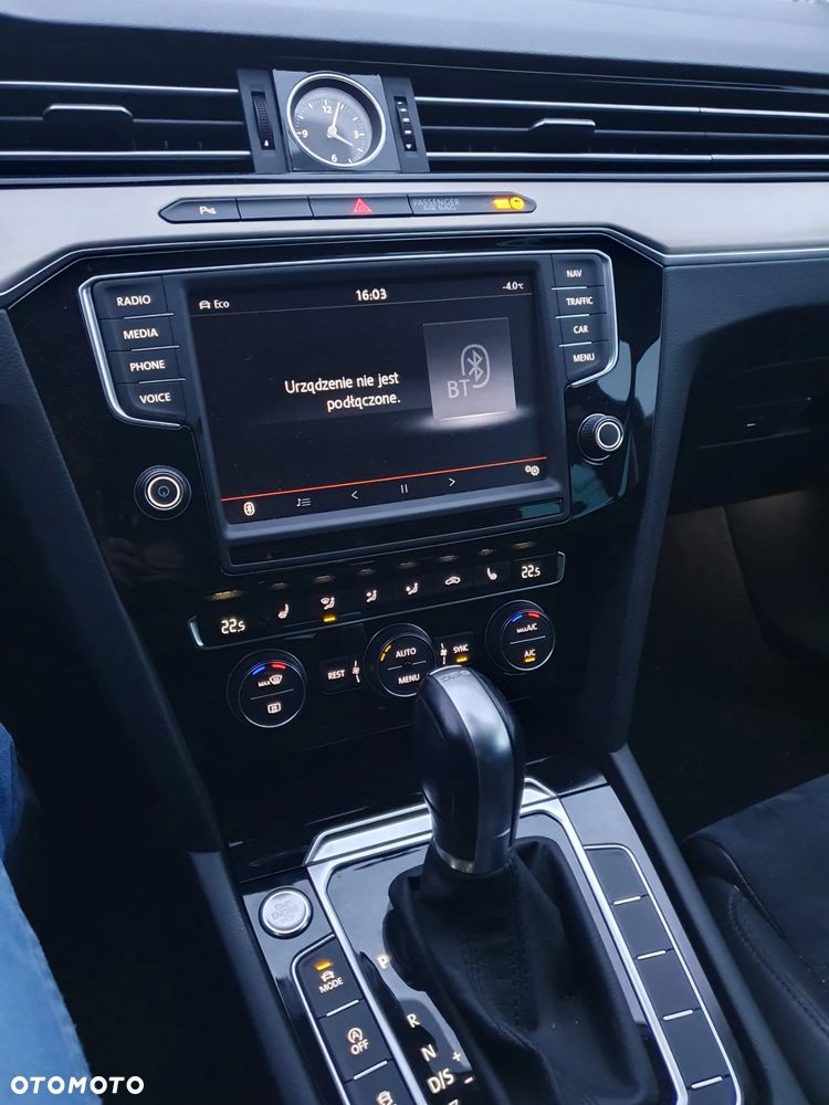 Volkswagen Passat Variant 1.8 TSI BMT Highline DSG - 8