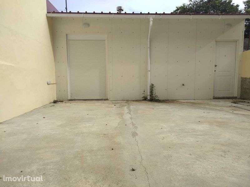 Arrenda-se T0 em Campanhã, Porto. Excelente Localização - Grande imagem: 4/6