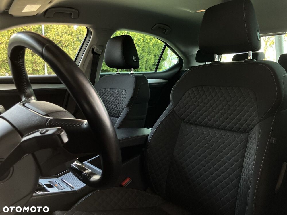Skoda Superb 2.0 TDI SCR Ambition DSG - 13