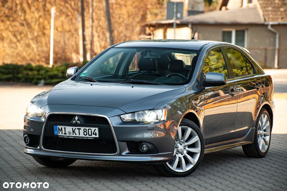 Mitsubishi Lancer 1.8 CVT Intense - 25