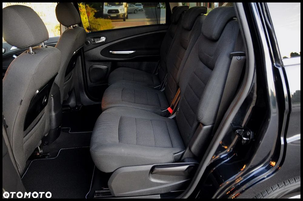 Ford S-Max 2.0 TDCi DPF Titanium X - 29