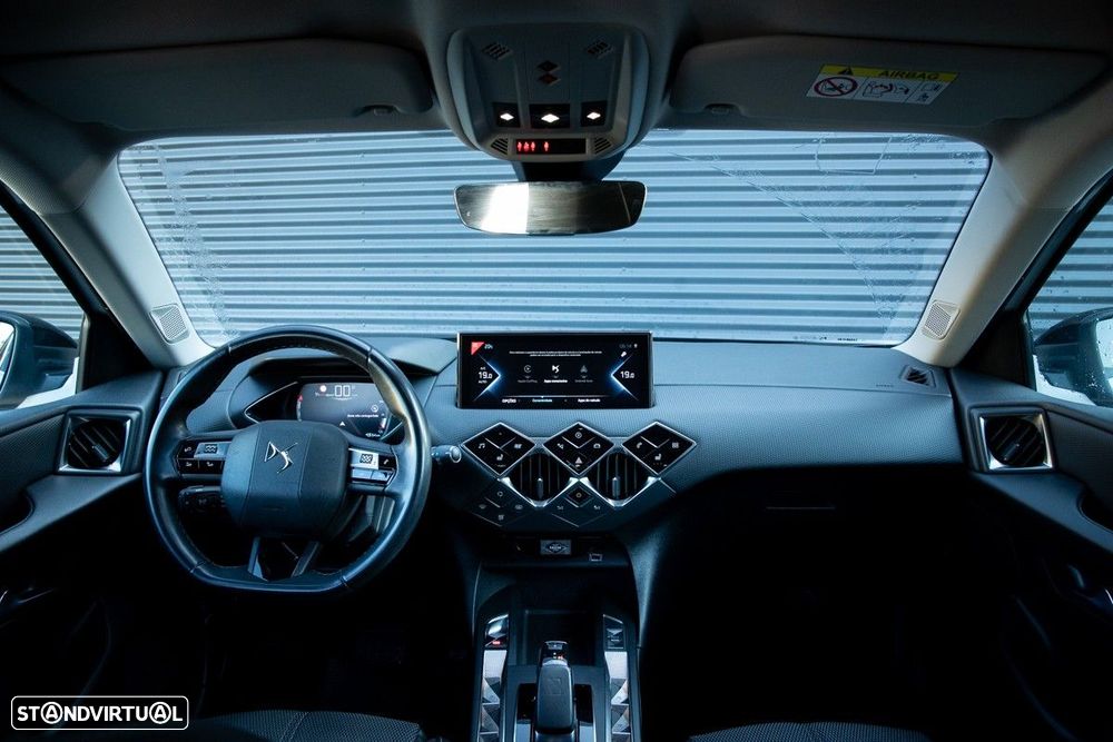 DS DS3 Crossback E-Tense Roofs of Paris - 21