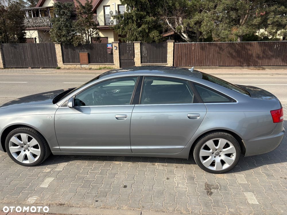 Audi A6 Limousine 2.4 - 6