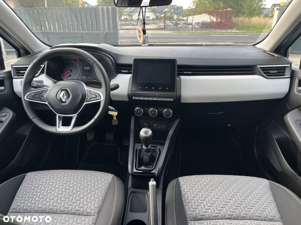 Renault Clio - 9