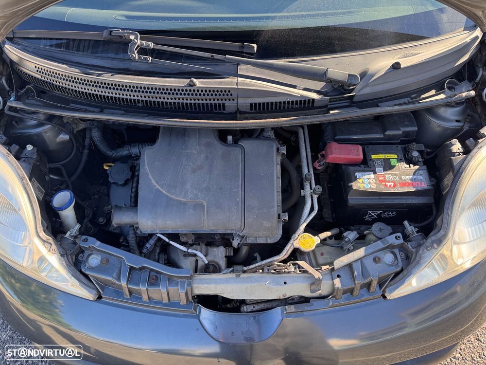 Peugeot 107 1.0 Trendy 2 Tronic - 18