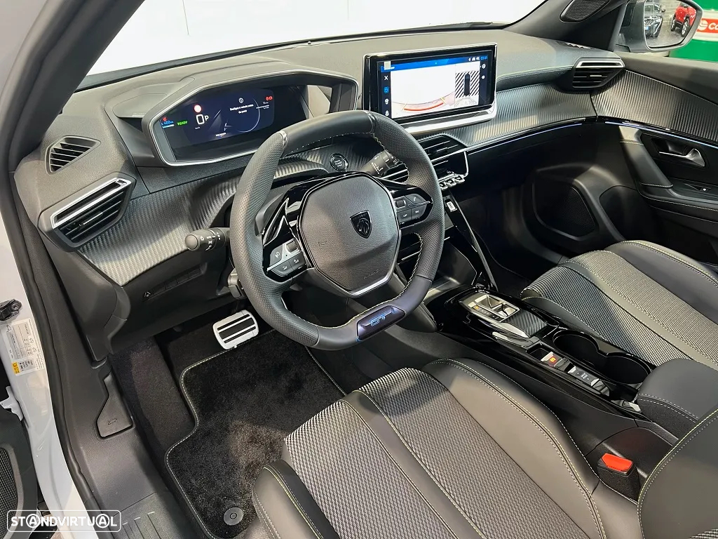 Peugeot e-2008 54 kWh GT - 14