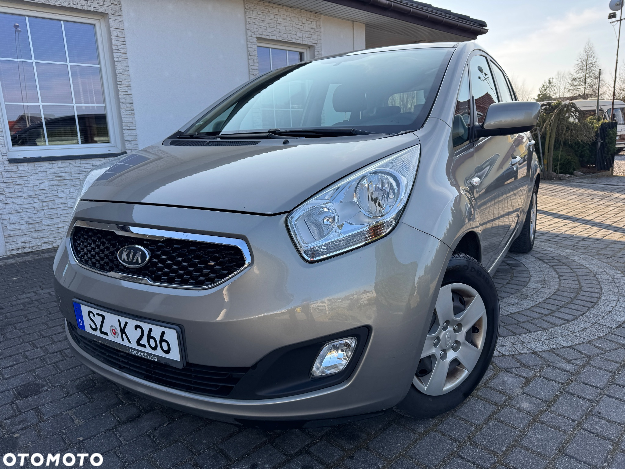 Kia Venga 1.6 CRDi 128 ISG Spirit - 3