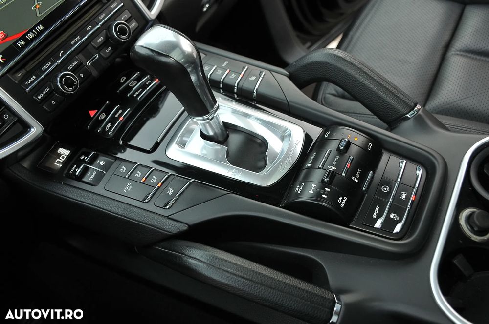 Porsche Cayenne Tiptronic S - 6