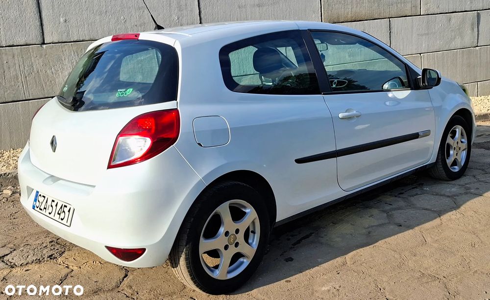 Renault Clio 1.5 dCi Extreme - 10
