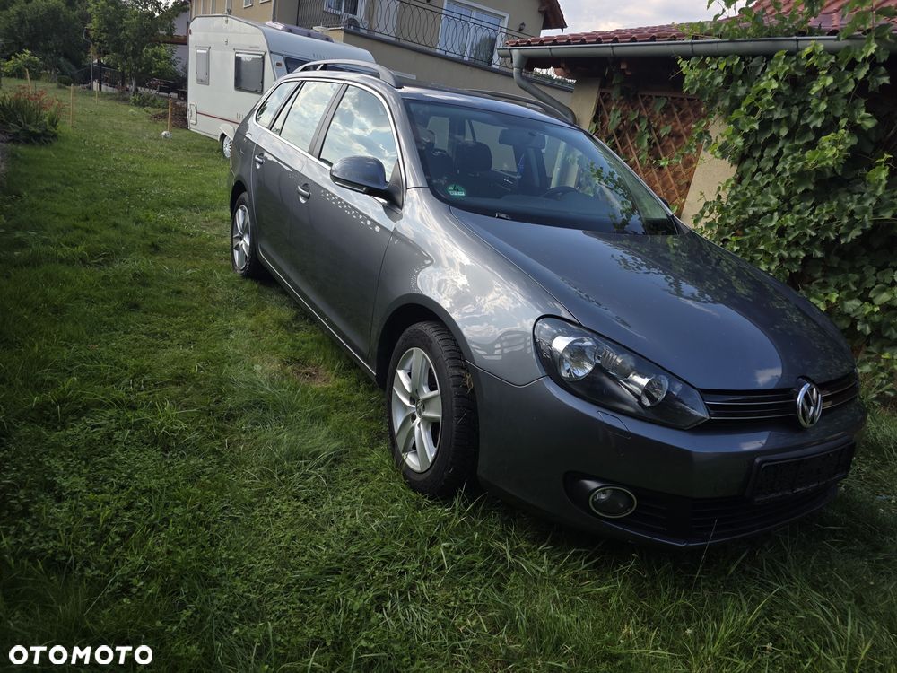 Volkswagen Golf - 2