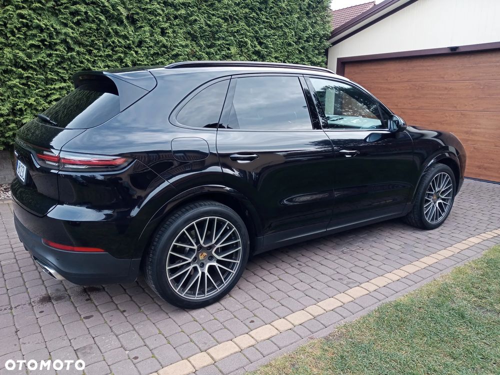 Porsche Cayenne Platinum Edition - 12