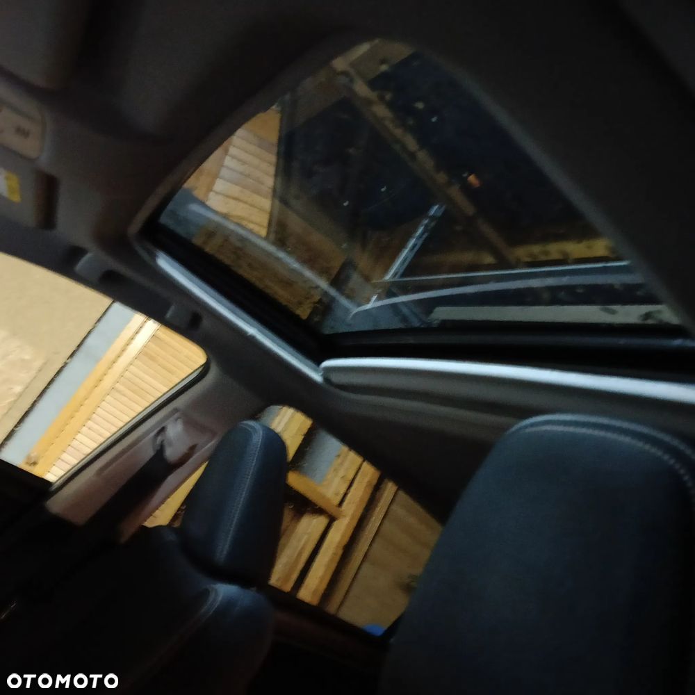 Toyota RAV4 - 6