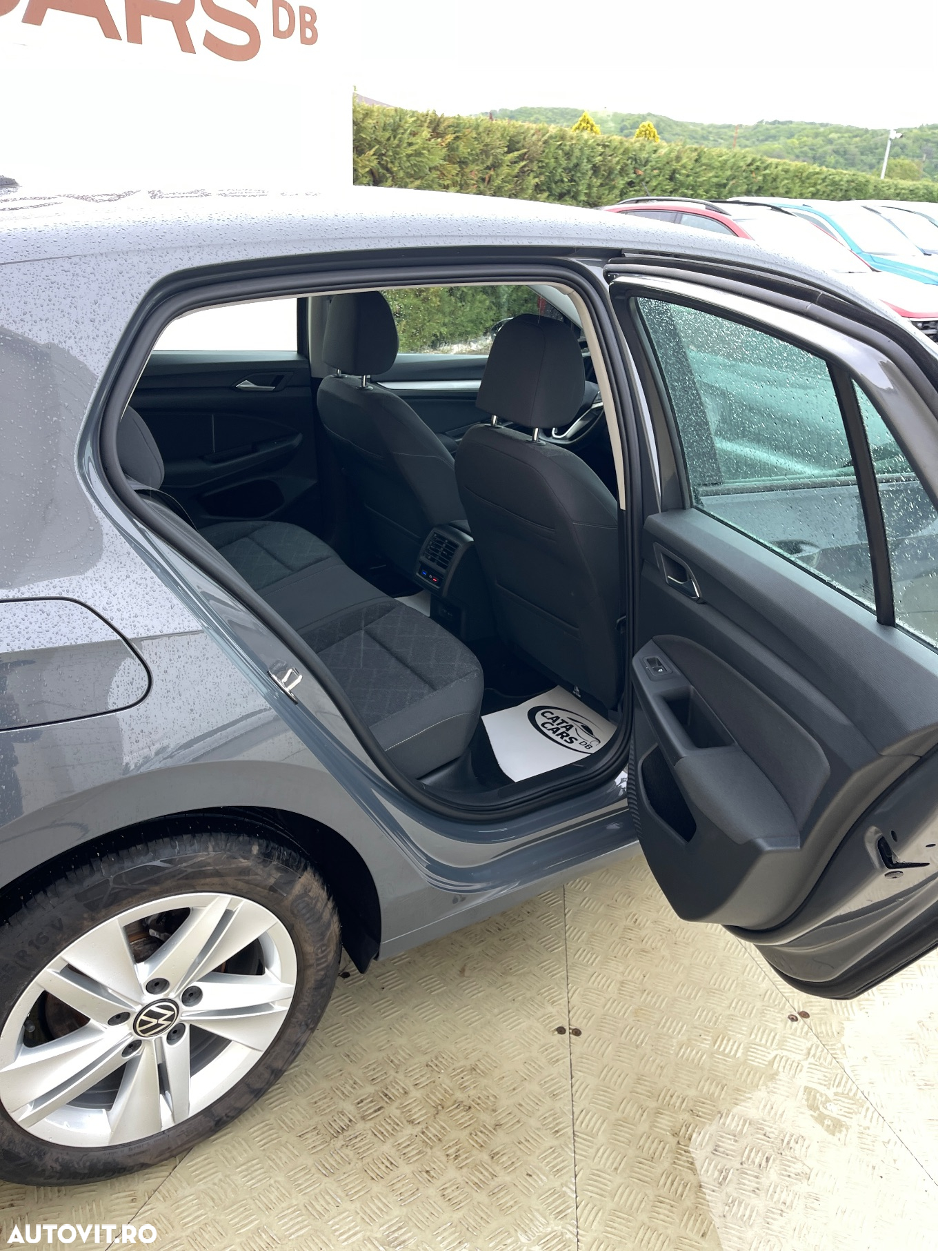 Volkswagen Golf 1.5 eTSI ACT DSG MHEV Life - 26