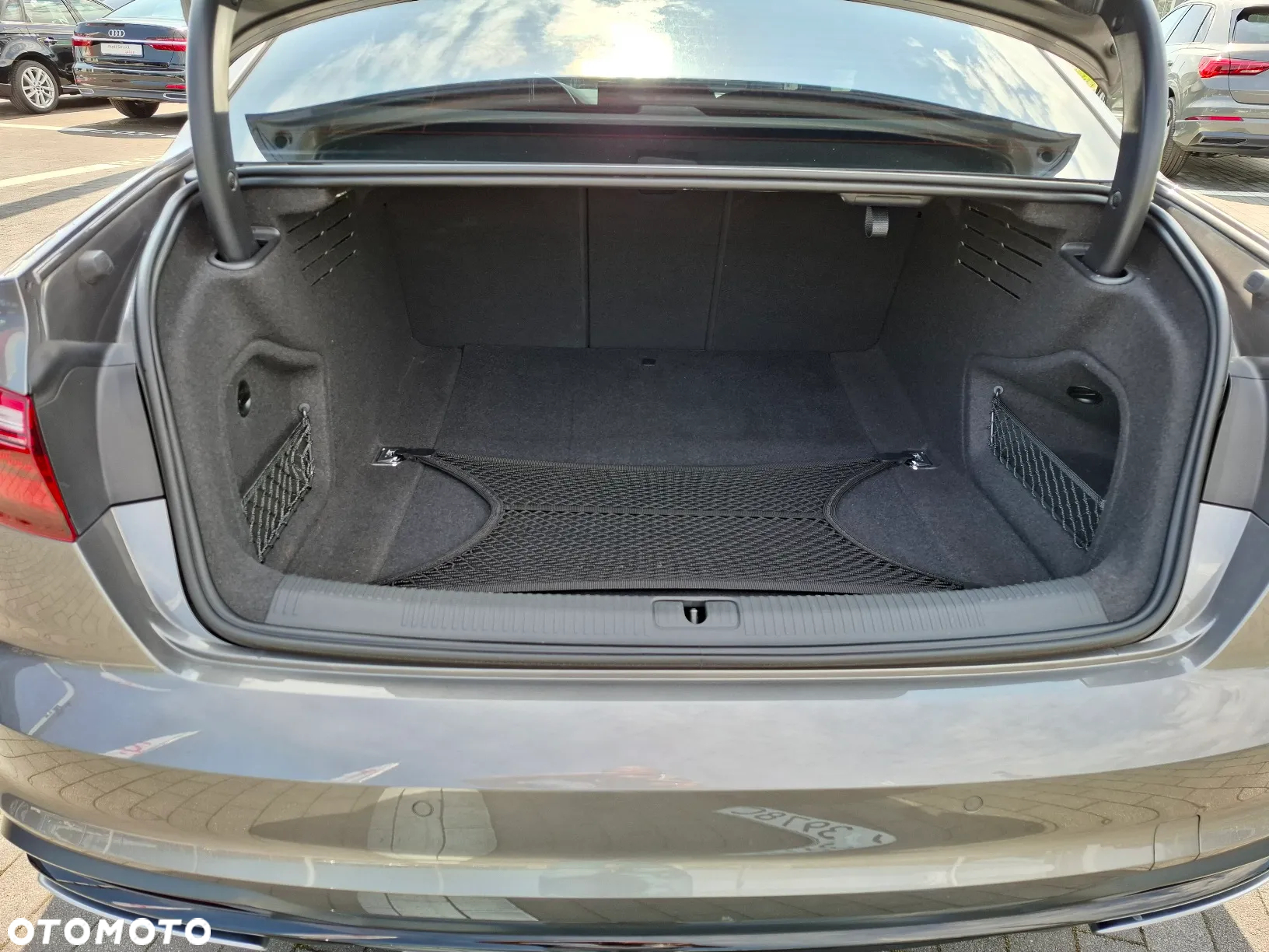 Audi A4 40 TDI Advanced S tronic - 14
