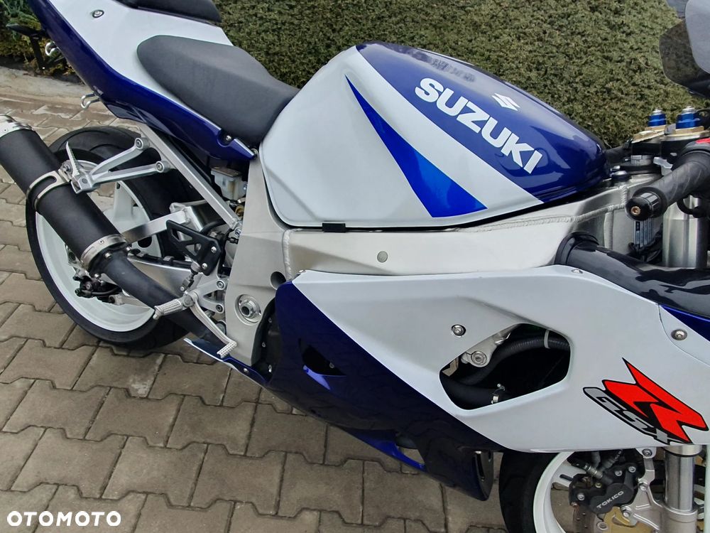 Suzuki GSX-R - 18