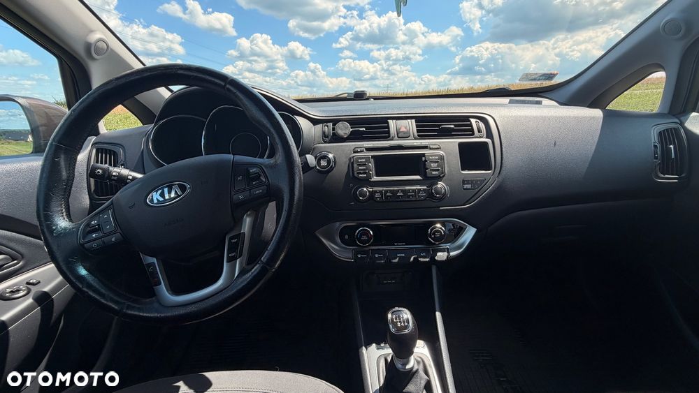 Kia Rio 1.1 crdi M - 10