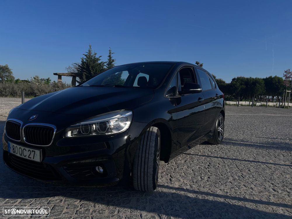 BMW 214 Active Tourer d Line Sport - 1