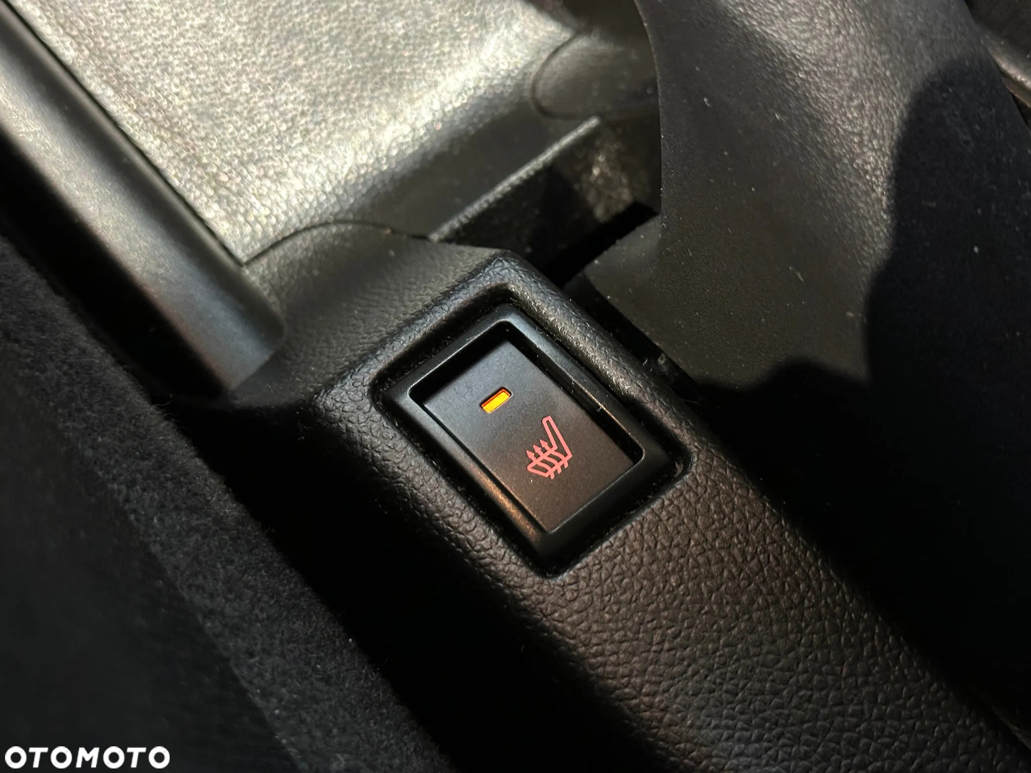 Suzuki Swift 1.2 Premium Plus CVT - 29