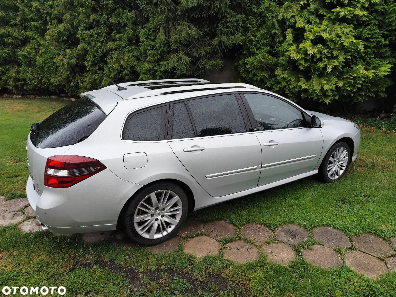 Renault Laguna 2.0 dCi Initiale ESM - 4