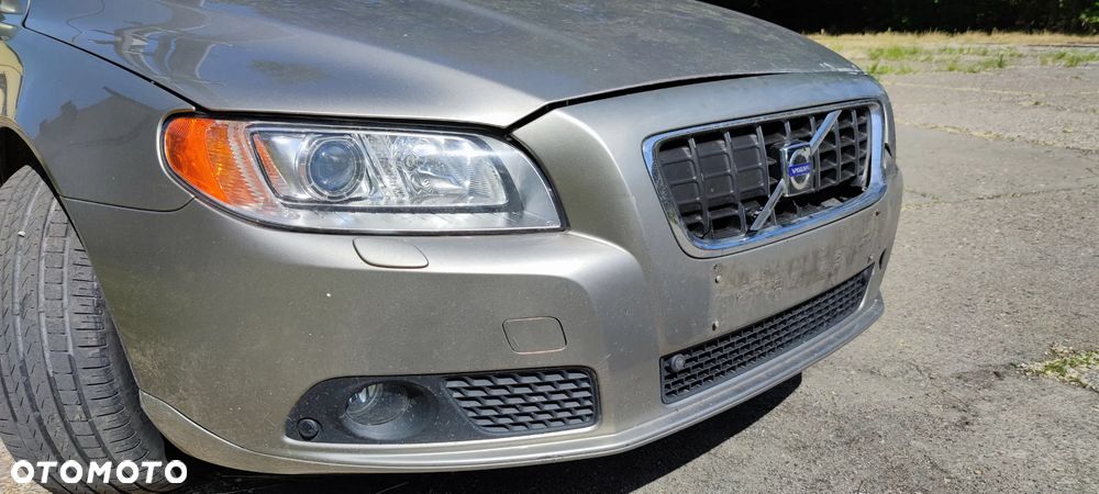 Volvo V70 D5 Summum - 34