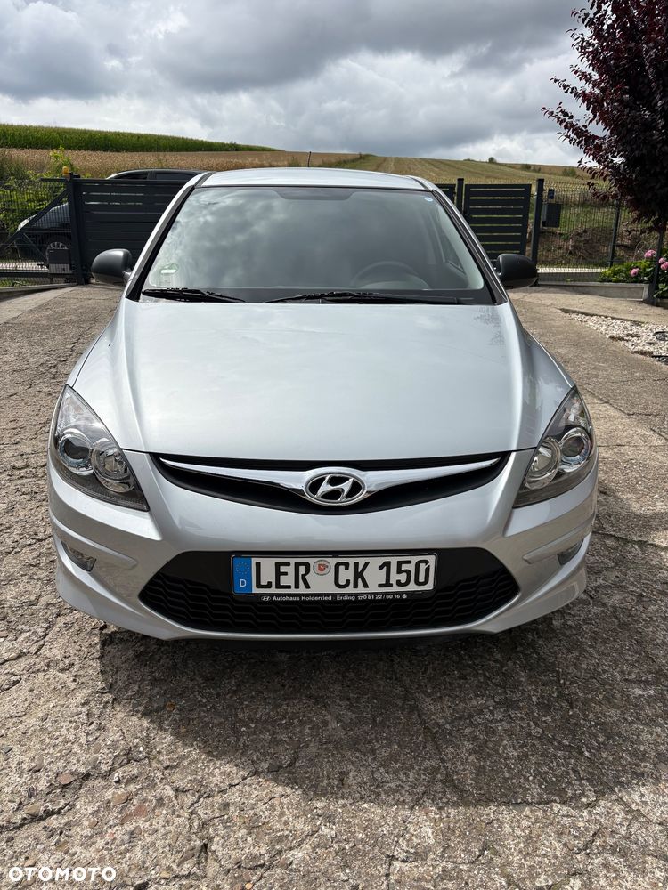 Hyundai i30 1.4 Classic + - 11