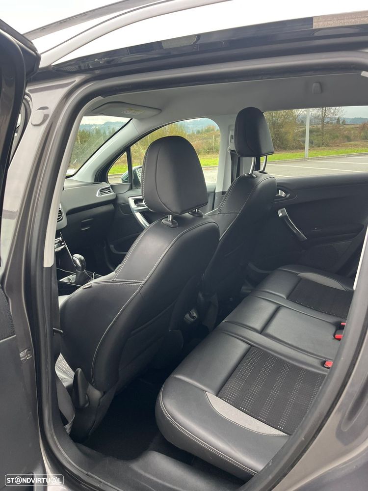 Peugeot 2008 BlueHDi FAP 120 STOP & START Allure - 10