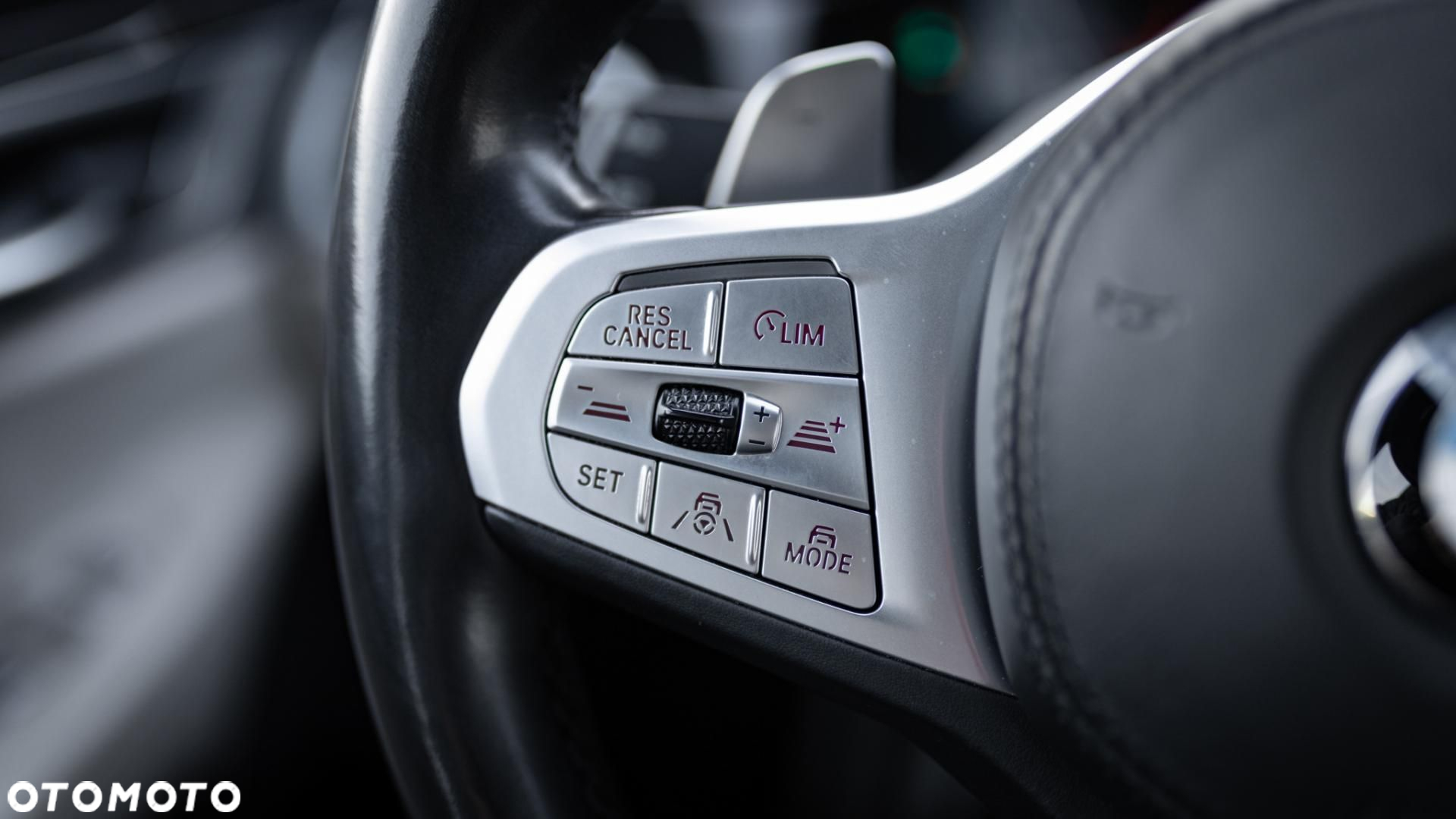 BMW Seria 7 - 27