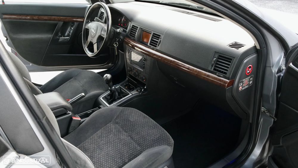 Opel Vectra GTS 2.2 DTi - 42