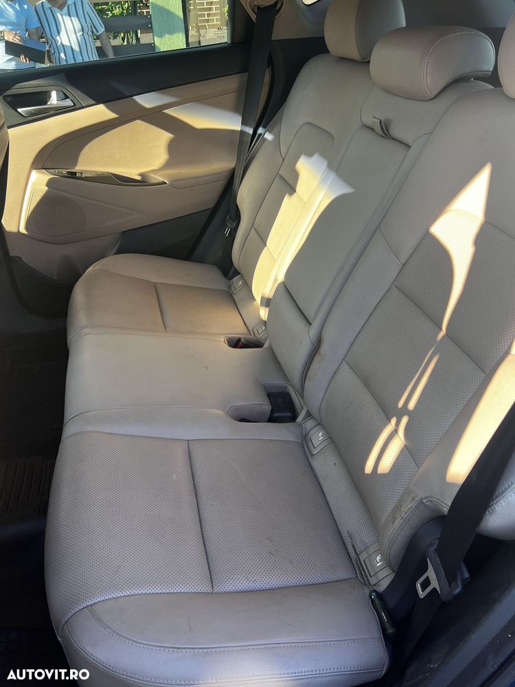 Hyundai Tucson 2.0 CRDI 4WD 6AT Luxury Pack+ - 10