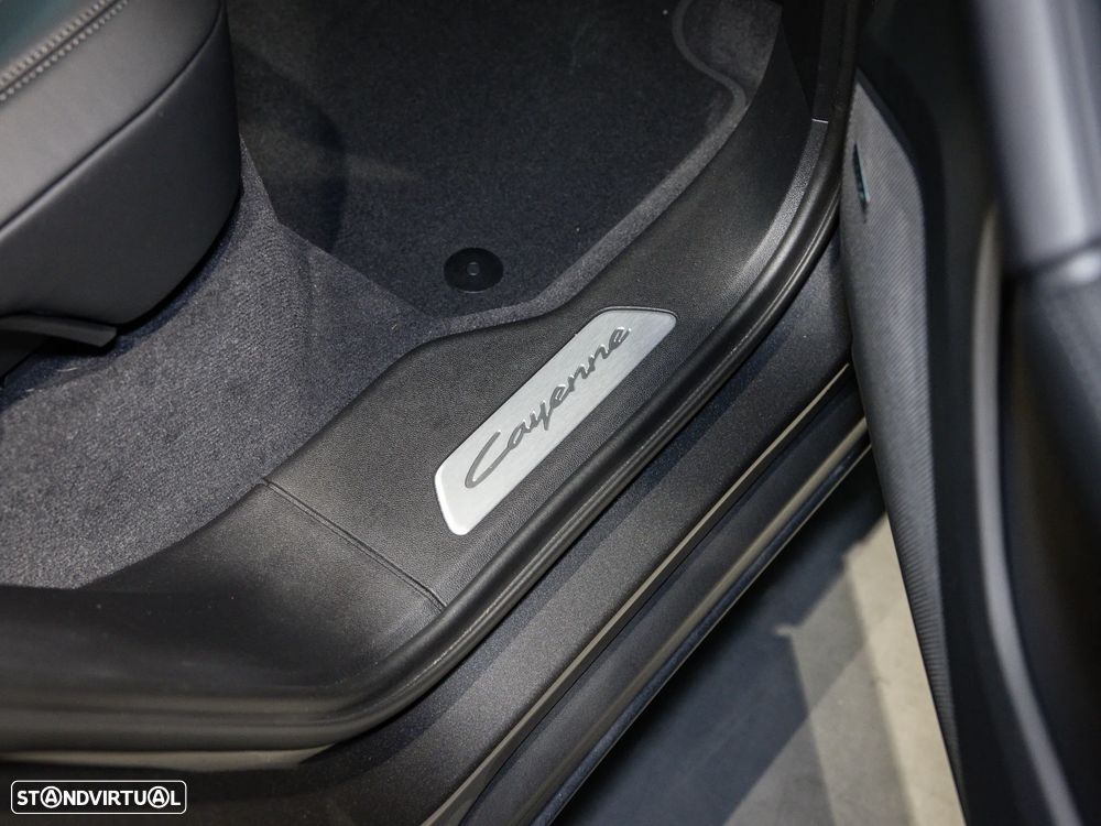 Porsche Cayenne E-Hybrid - 47