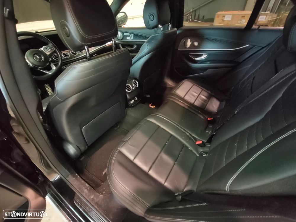 Mercedes-Benz E 300 de AMG Line - 12