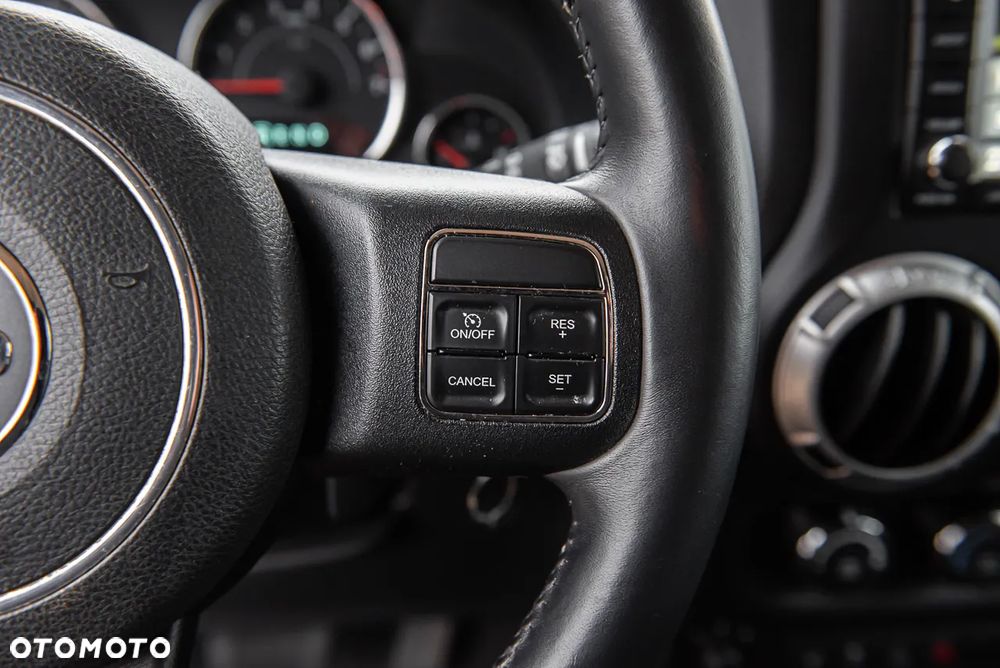 Jeep Wrangler 3.6 Automatik Sahara - 21