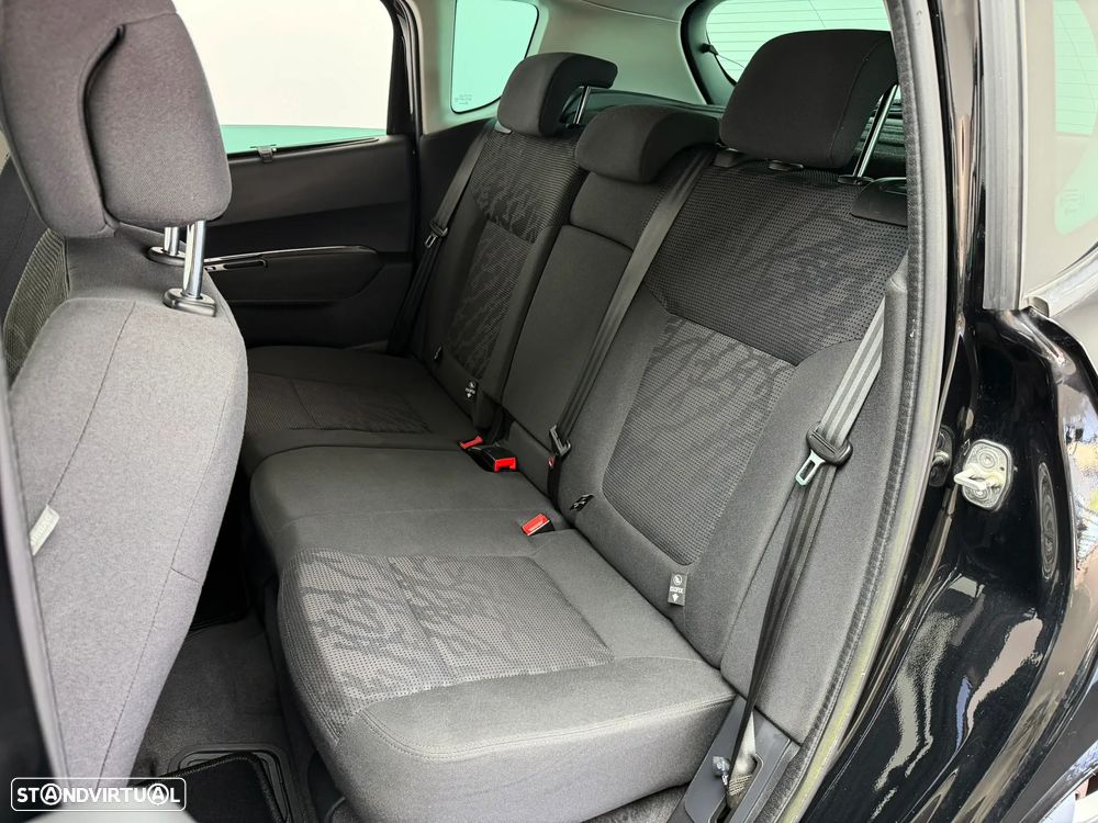 Peugeot 3008 1.6 HDi Active - 12
